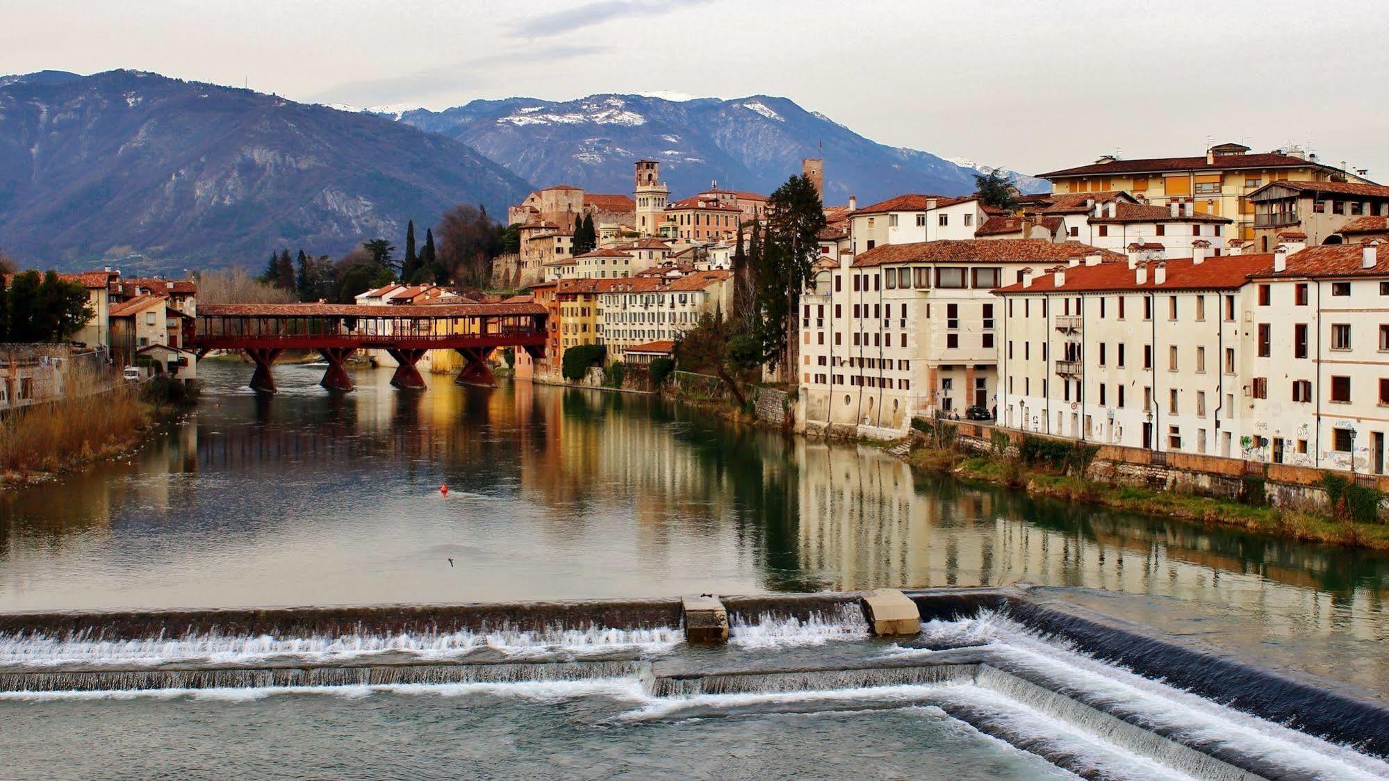 Hotel Miramonti Enoteca Pove del Grappa Екстер'єр фото