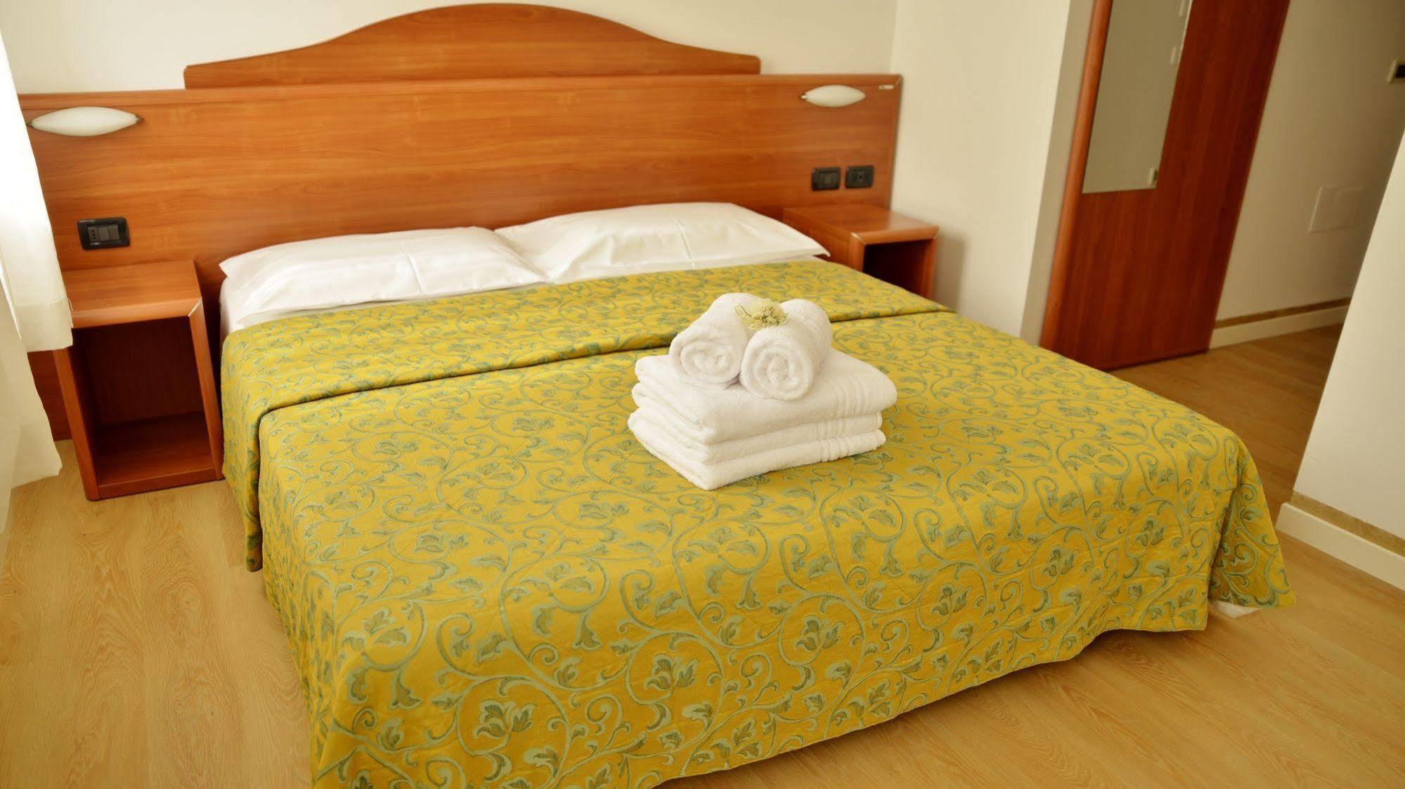Hotel Miramonti Enoteca Pove del Grappa Екстер'єр фото